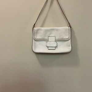 Kate Spade New York Off White Pebbled Leather Shoulder Bag